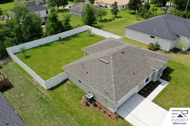 Building Photo - 6 Sellner Pl