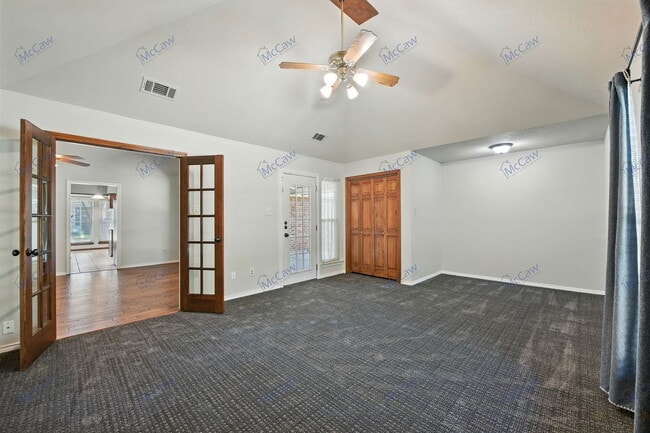 Building Photo - 1 Creekmere Dr