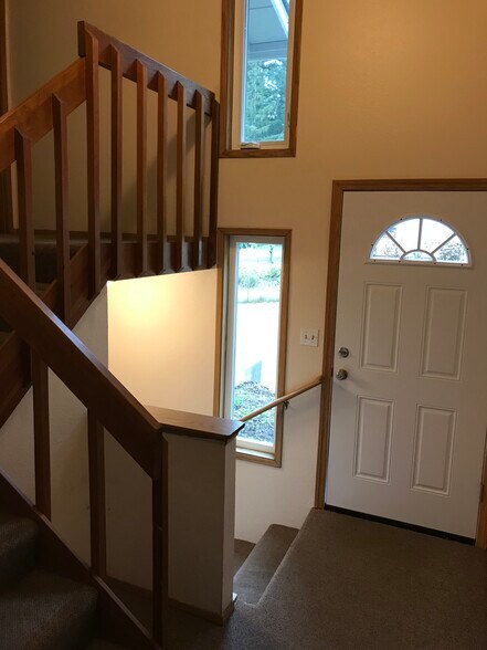 Entryway - 7163 Chico Way NW