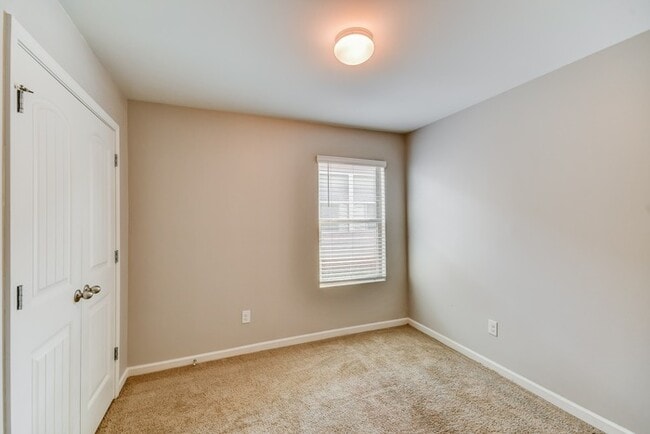 Building Photo - 16419 Waterbury Ln