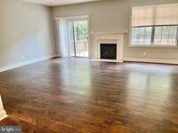 Building Photo - 333 Oxer Ct