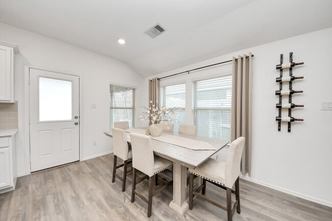 Building Photo - 2835 Mistygate Ct