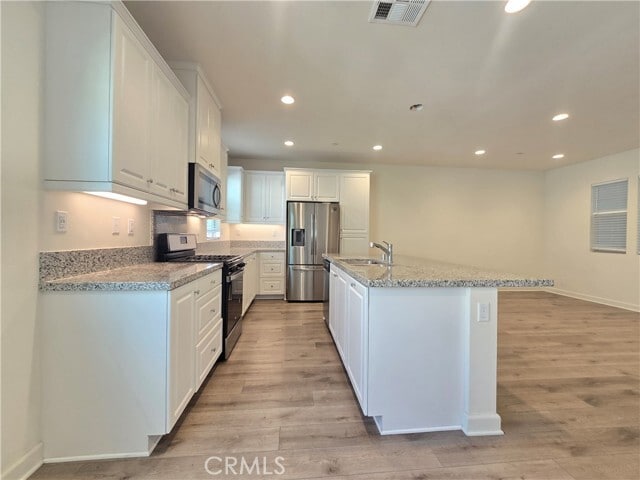 Building Photo - 336 Lantana Dr