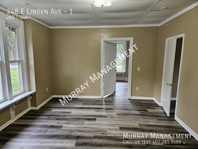 Building Photo - 248 E Linden Ave