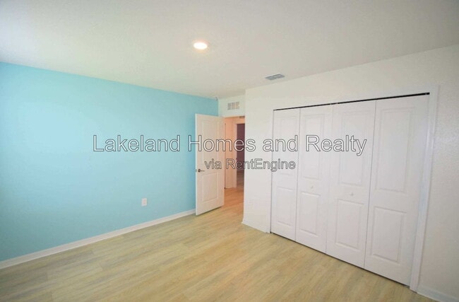 Building Photo - 4060 Radiant Mountain Dr