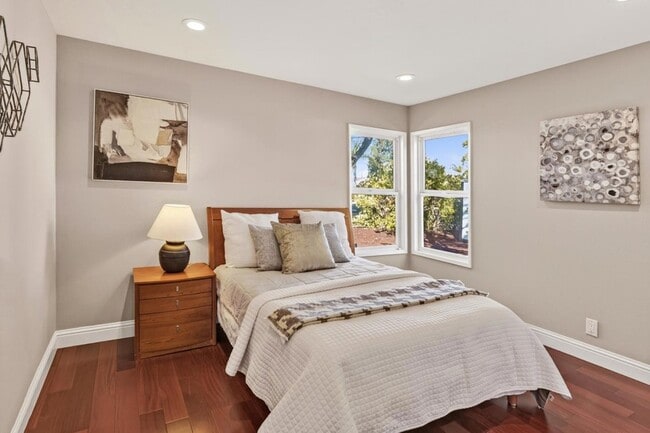 Building Photo - 18732 Afton Ave