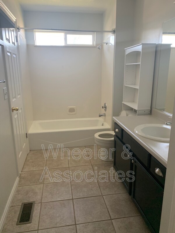 Building Photo - 1157 N 2675 W