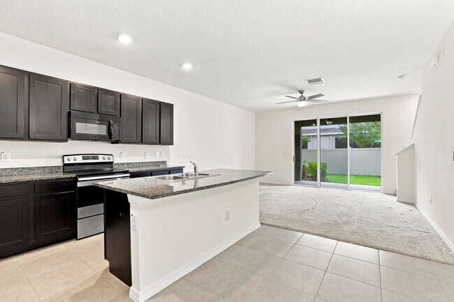 Building Photo - 1746 Hovenweep Rd