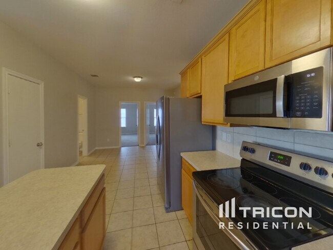 Building Photo - 12801 Carpenter Ln