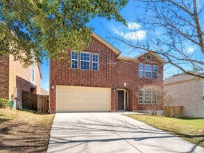 Building Photo - 11112 Chatam Berry Ln