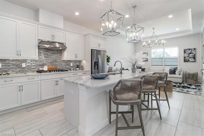 Building Photo - 8943 St Lucia Dr