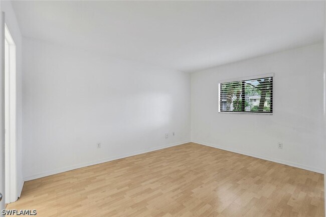 Building Photo - 28161 Pine Haven Way