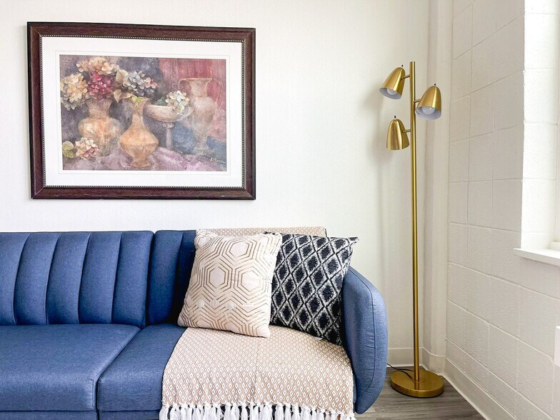 Building Photo - 2515 Burnet Ave