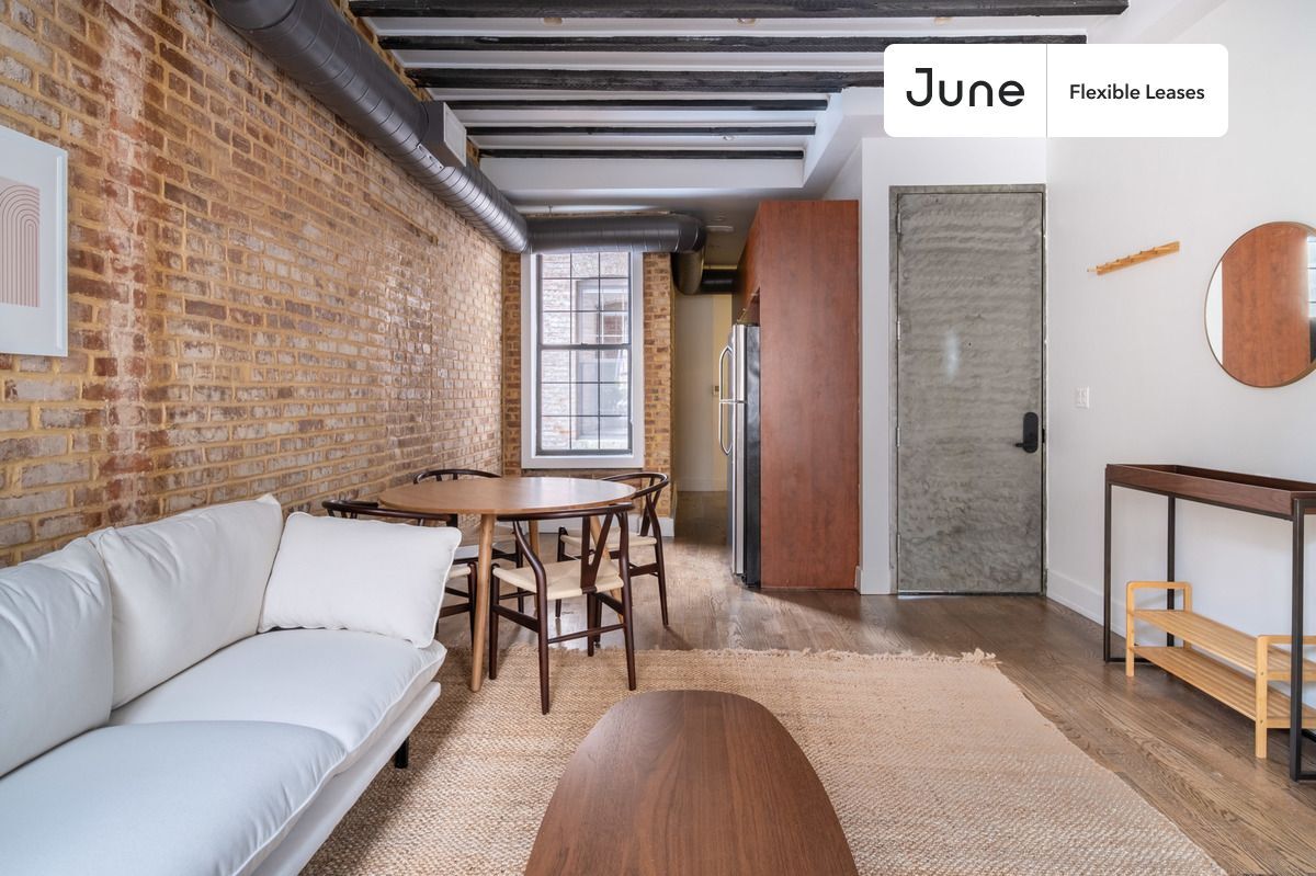 Building Photo - Contemporary ROOM at The Clark House