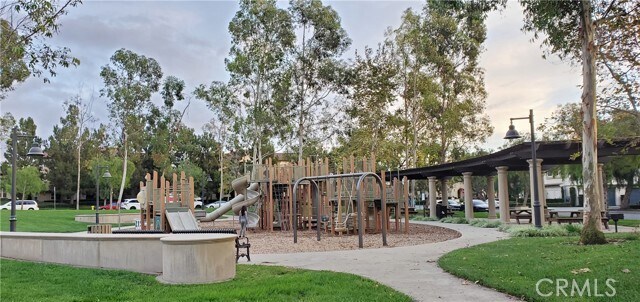 Building Photo - 61 Mission Bell