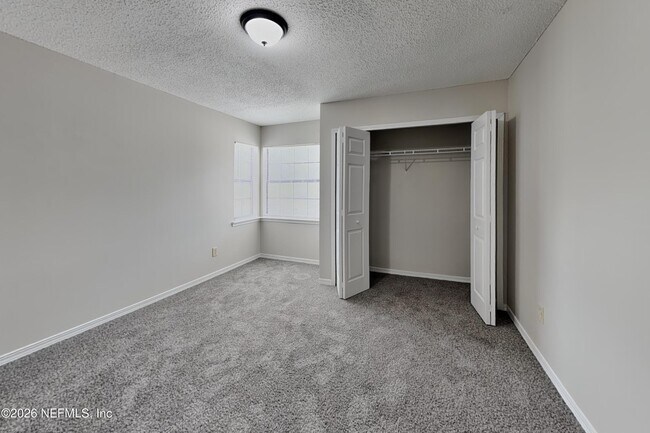 Building Photo - 5332 Fort Caroline Rd