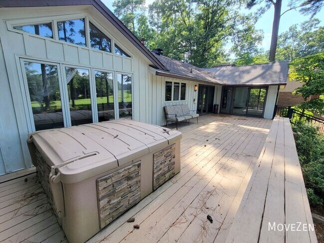 Building Photo - 6829 Greystone Dr