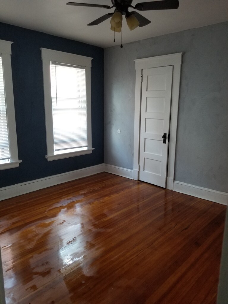 Building Photo - 365 Prospect Ave