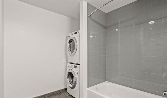 Building Photo - 99 Kneeland St