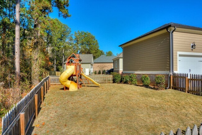 Building Photo - 3057 Leaning Oak Way