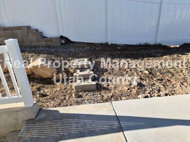 Building Photo - 1624 S 210 W