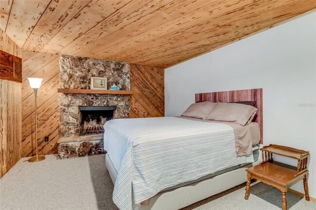 Building Photo - 315 Sweet Bay Ave