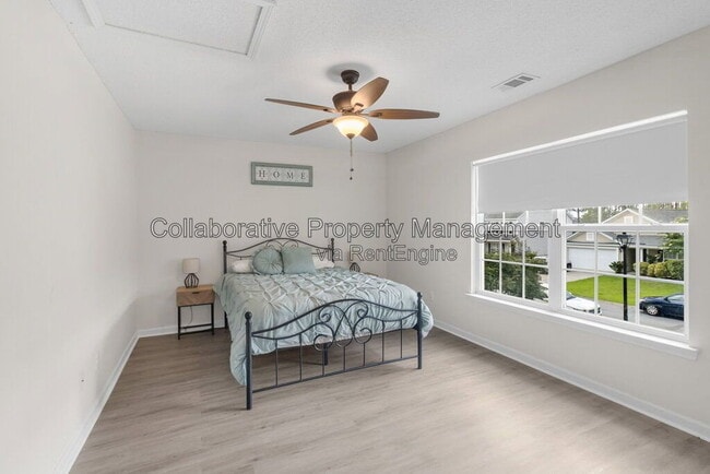 Building Photo - 215 Tigers Paw Dr