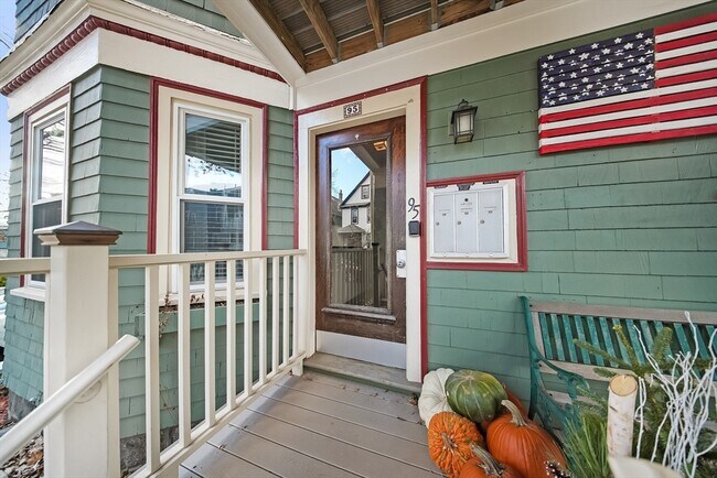 Building Photo - 95 Auckland St