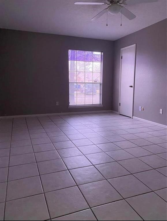Building Photo - 323 Edgeton Ct