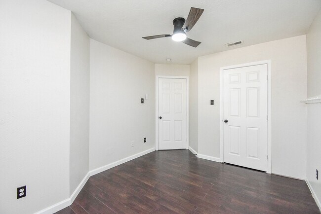 Building Photo - 14703 Concord Grove