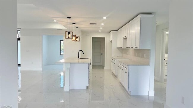 Building Photo - 4105 East 15th Street