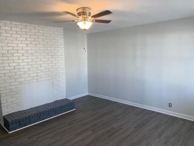 Building Photo - 951 S Shelby St