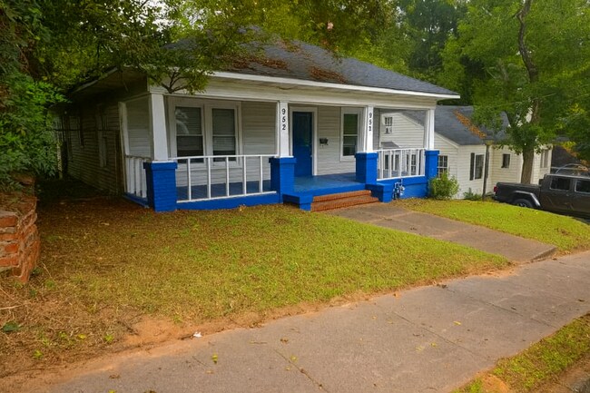 Building Photo - 952 Curry Pl