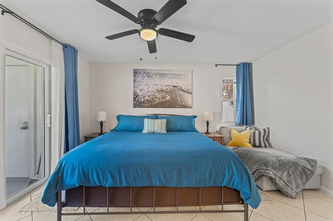 Building Photo - 8745 Sol Terrace