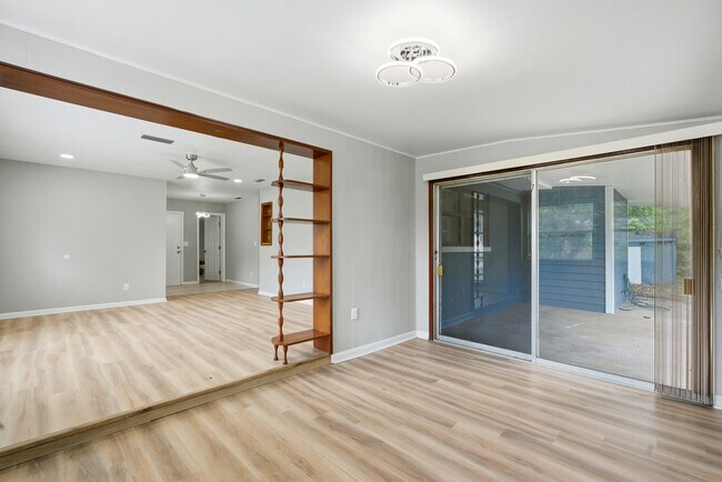 Building Photo - 8043 Joffre Dr