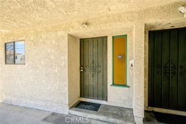 Building Photo - 621 E Lomita Ave