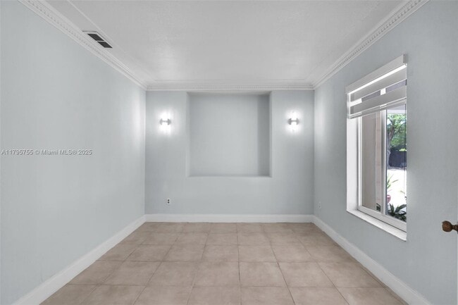 Building Photo - 18370 SW 212th St
