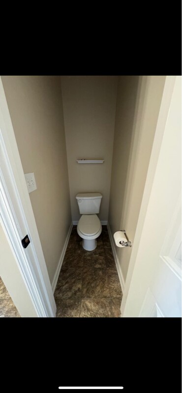 Building Photo - 1592 Pressley Ln