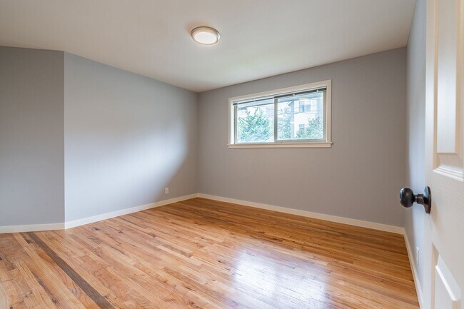 Building Photo - 3019 NW 85th St