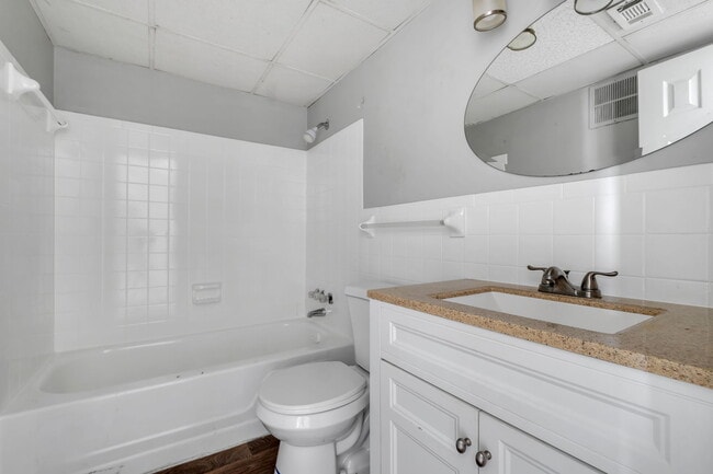 Floorplan - Great apartment near West Tennessee