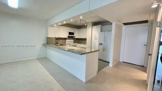 Building Photo - 6450 Collins Ave