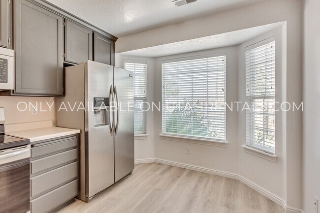 Building Photo - 144 N 1120 E