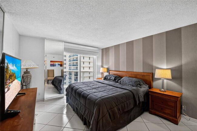 Building Photo - 2401 Collins Ave