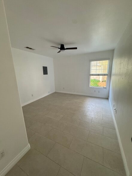 Building Photo - 3481 Grant St