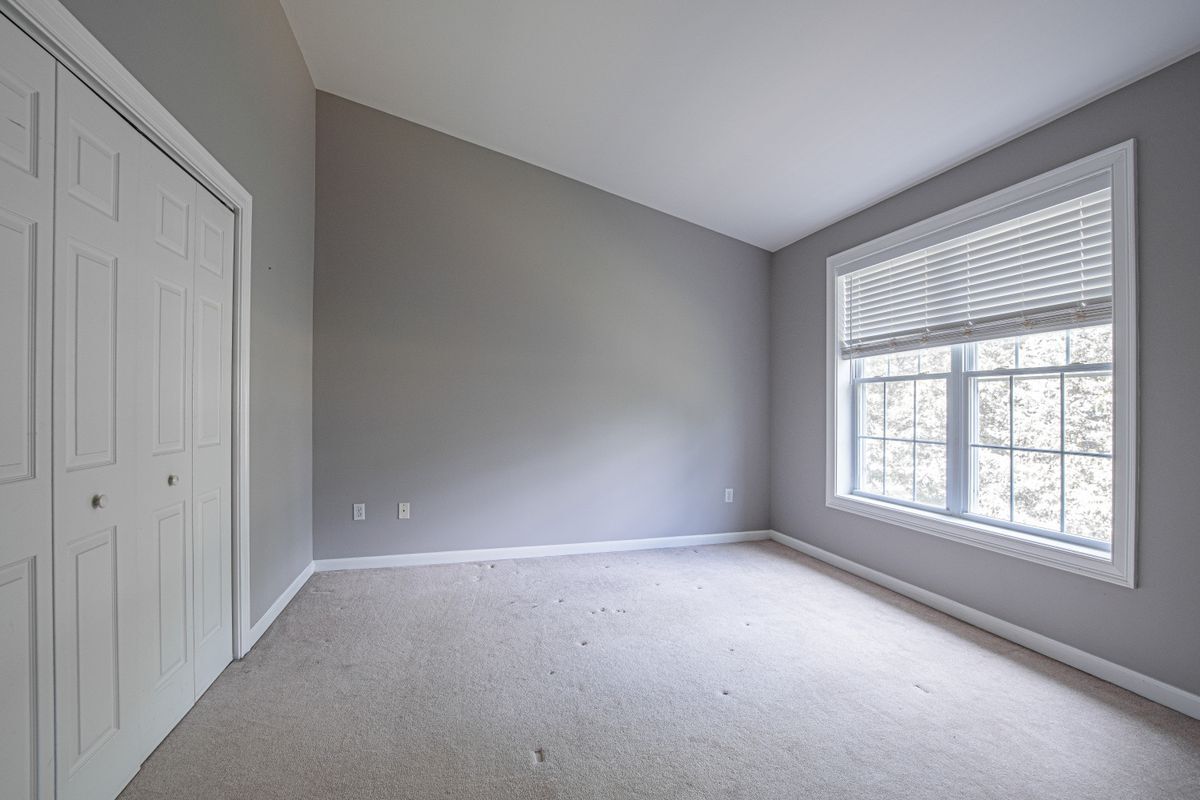 Building Photo - 157 Leeder Hill Dr
