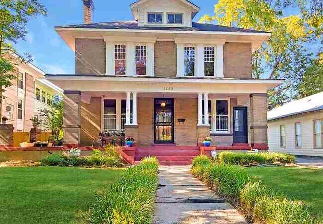 Primary Photo - 1283 Harbert Ave