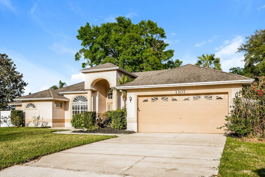 Building Photo - 1307 Countryridge Pl