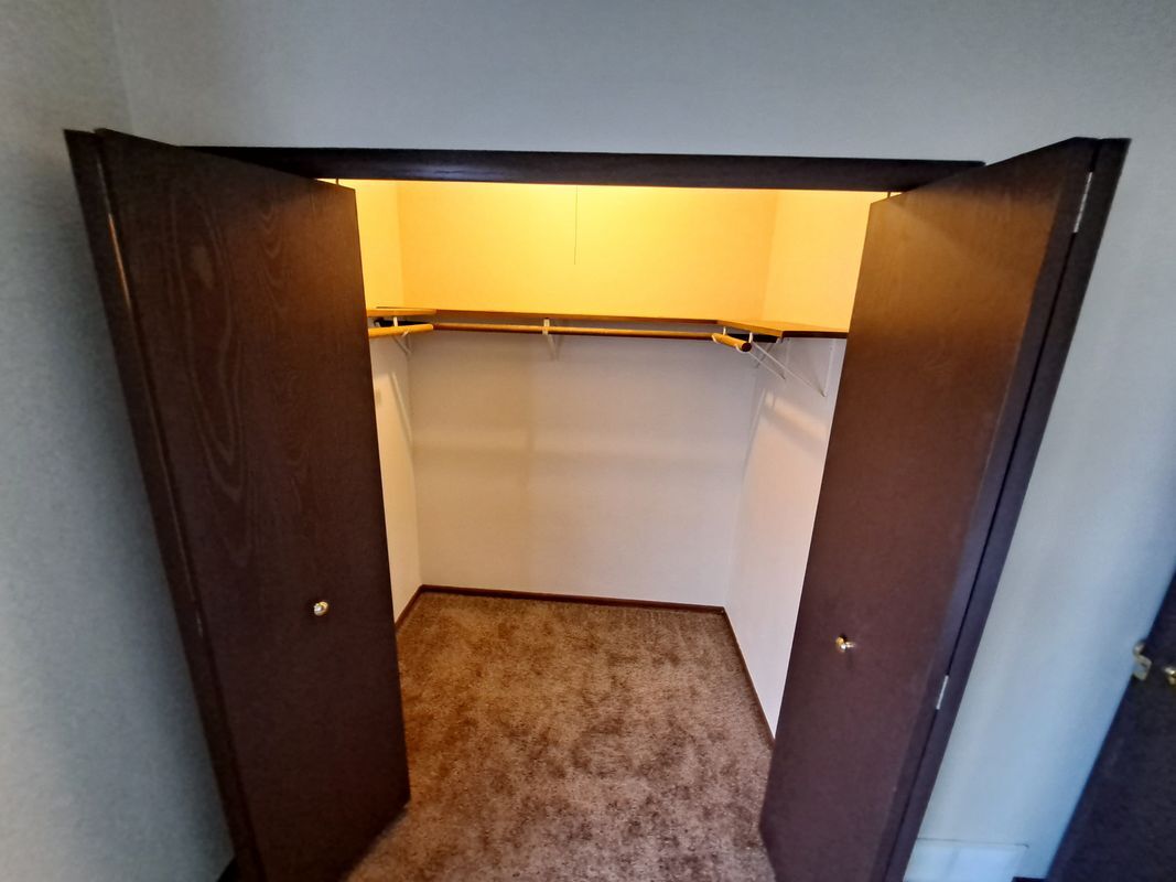 Building Photo - 1445 W 16th St