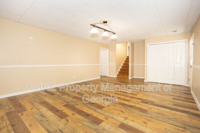 Building Photo - 2443 Doubletree Dr NW