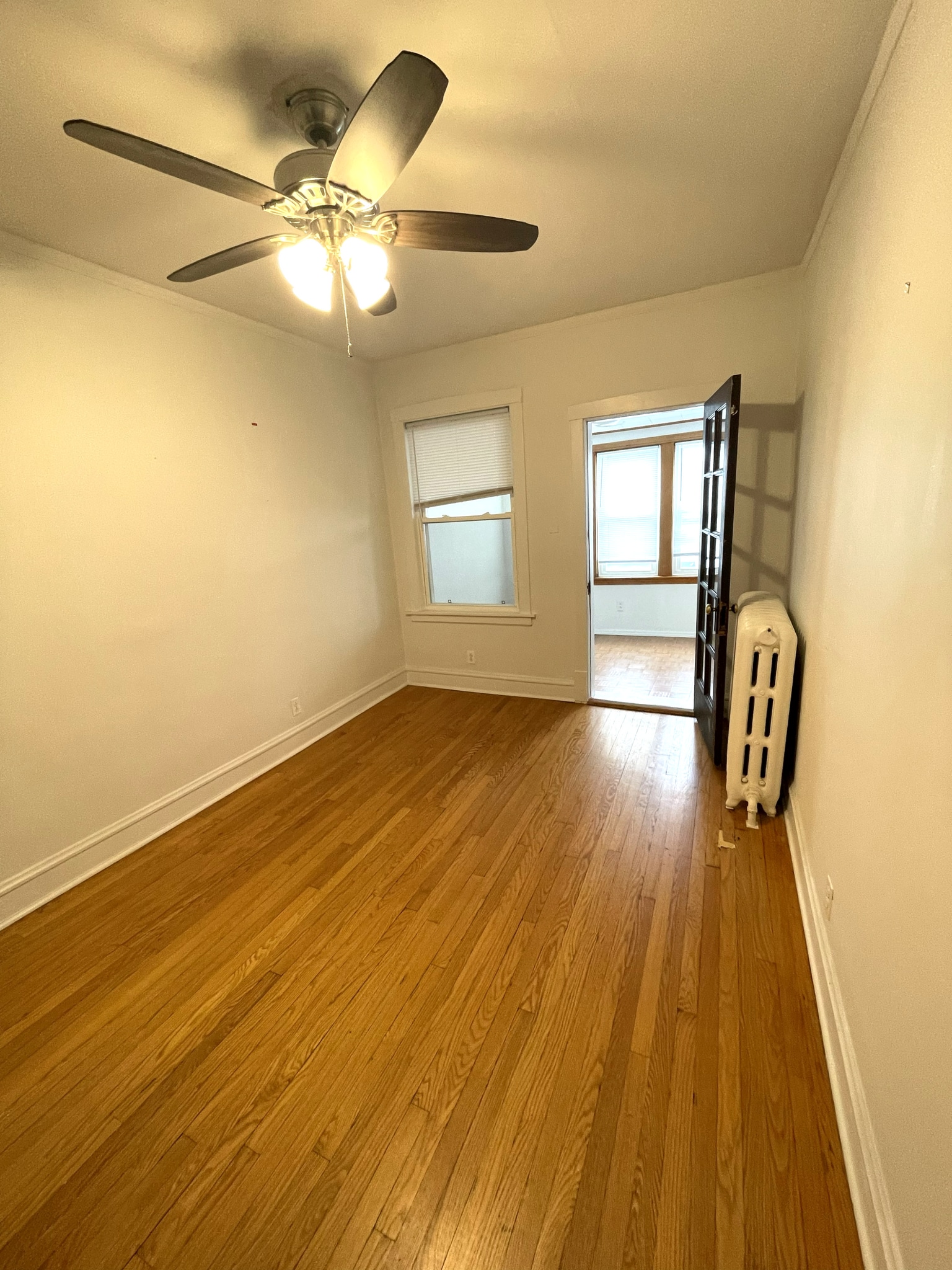 Building Photo - 2433 W Dakin St